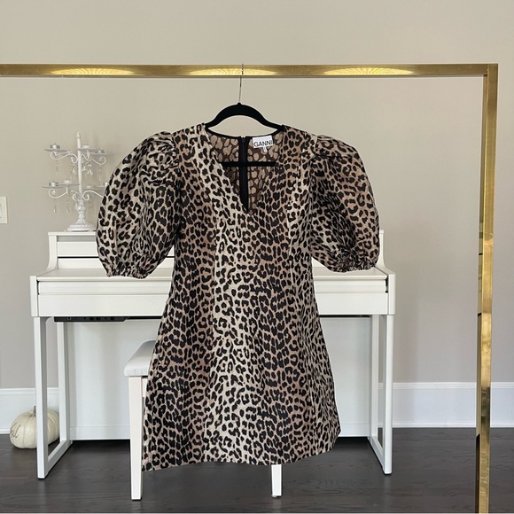 Ganni Dresses & Skirts - Ganni leopard print mini dress